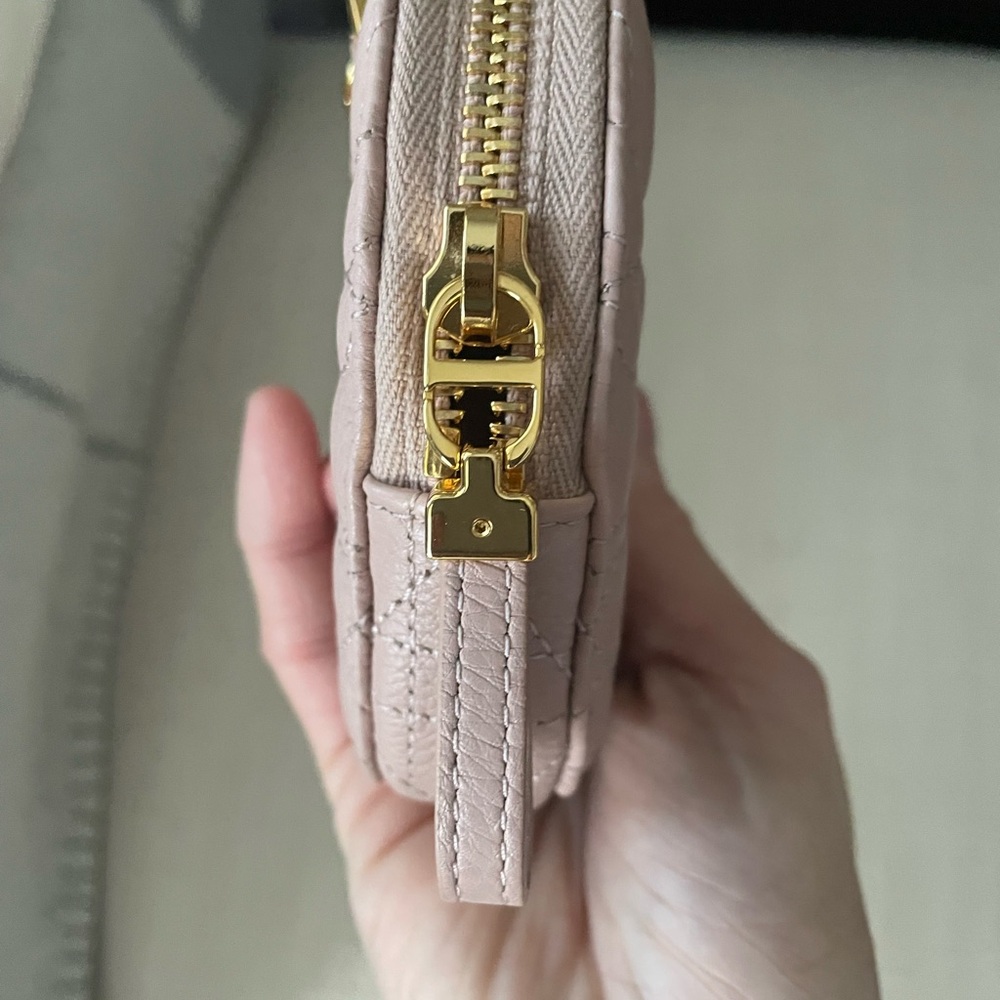 Dior Caro Heart Pouch with Chain - pink / blush - Picture 3 of 7